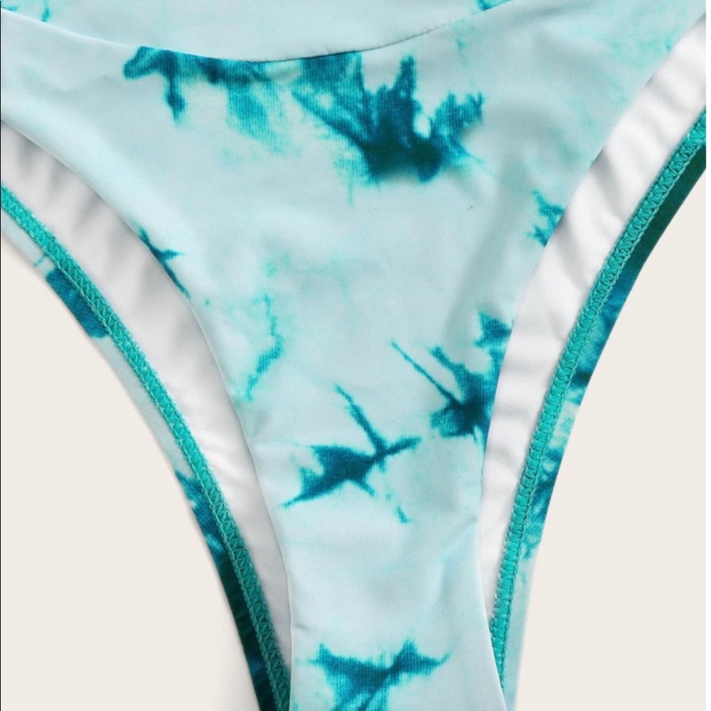 🛍 LAST ONE Marble Bikini Set - Picture 6 of 9